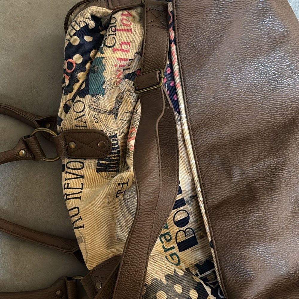 Weekender Travel Bag - Picture 9 of 13